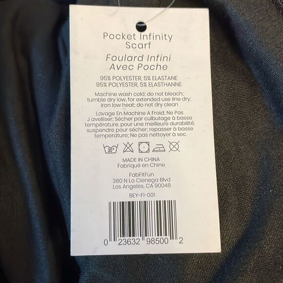 Beyond Yoga Black Hidden Pocket Infinity Scarf - Picture 4 of 5
